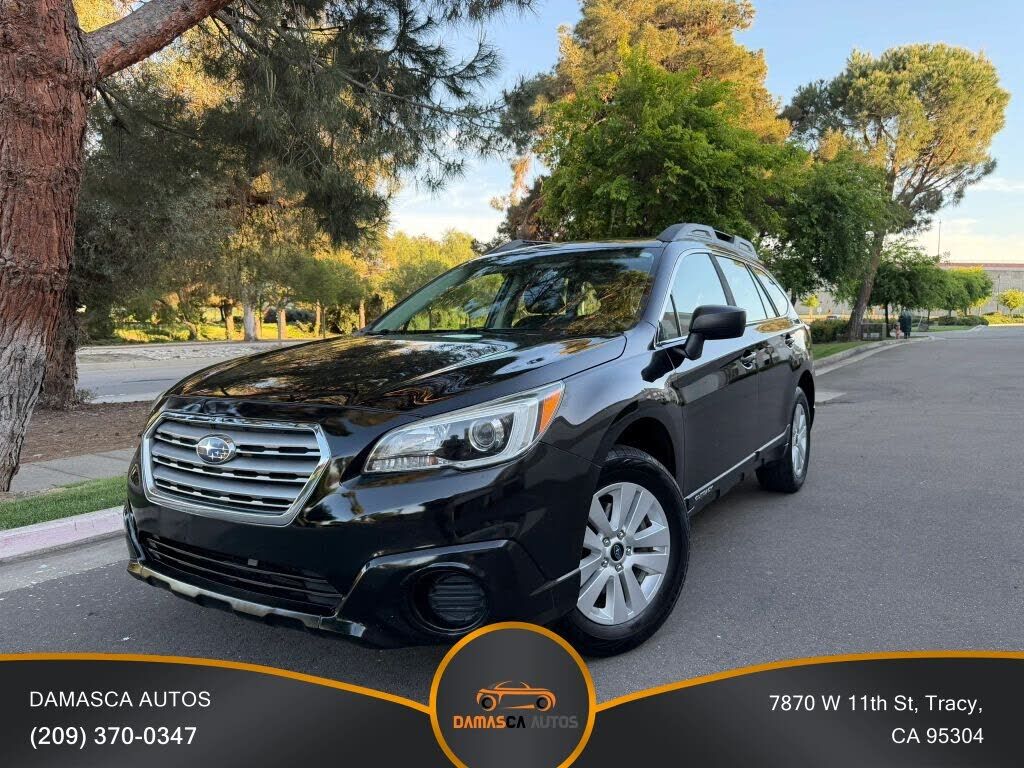 2017 SUBARU Outback