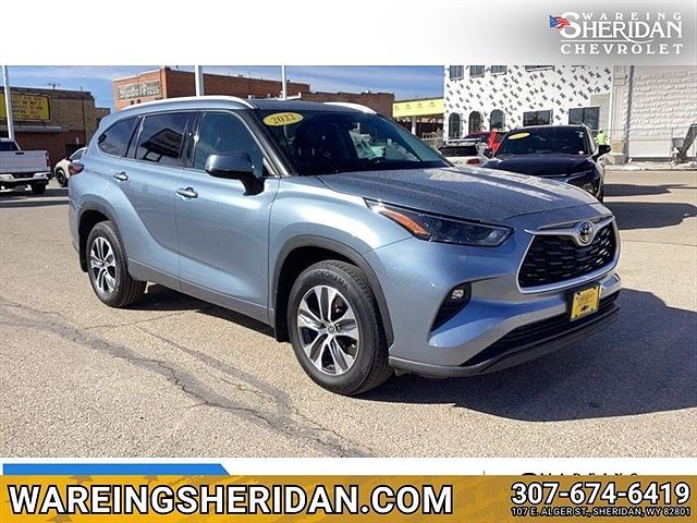 2022 TOYOTA Highlander