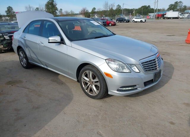 2011 MERCEDES-BENZ E-Class