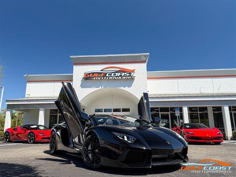 2016 LAMBORGHINI Aventador
