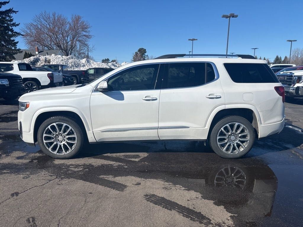 2023 GMC Acadia