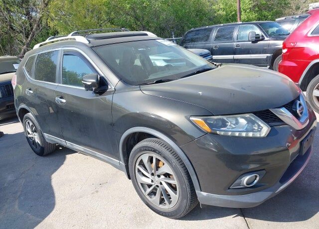 2015 NISSAN Rogue