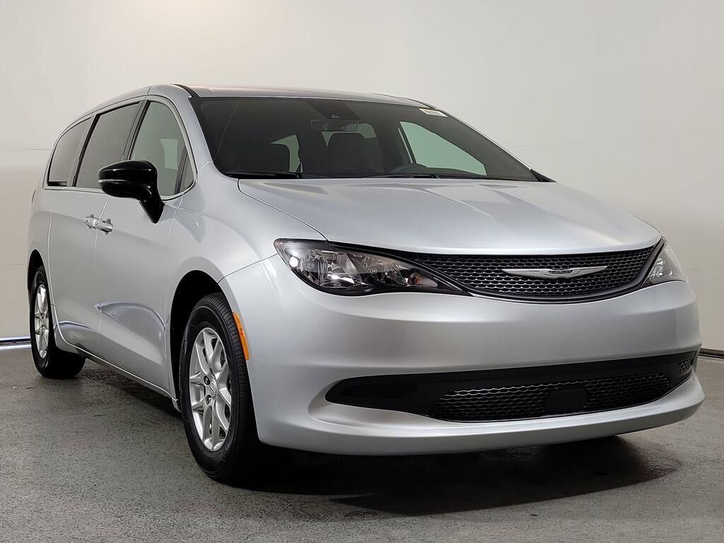 2026 CHRYSLER Voyager