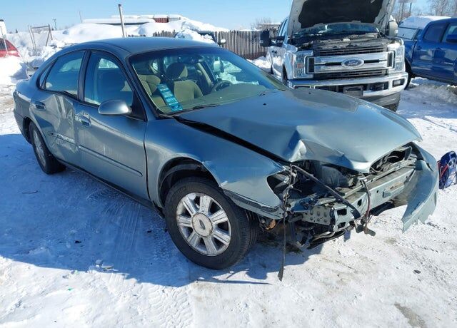 2005 FORD Taurus
