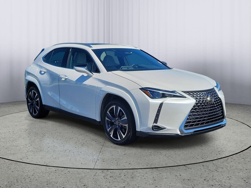 2025 LEXUS UX