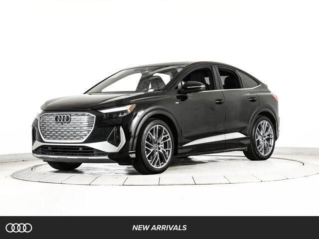 2025 AUDI Q4