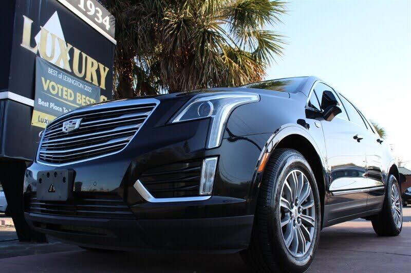 2017 CADILLAC XT5