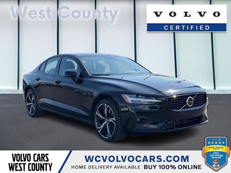 2025 VOLVO S60
