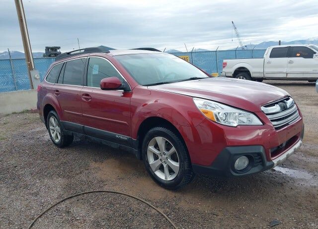 2014 SUBARU Outback
