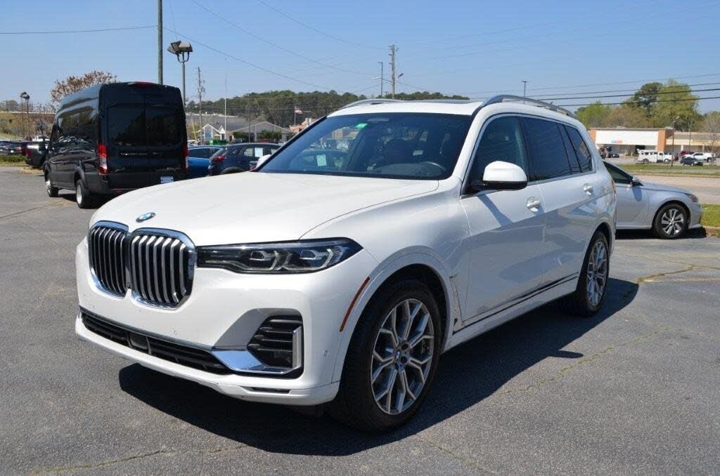 2021 BMW X7
