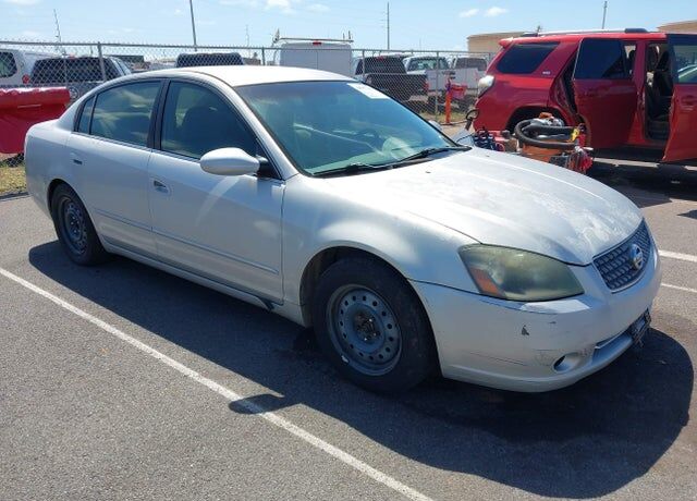 2005 NISSAN Altima