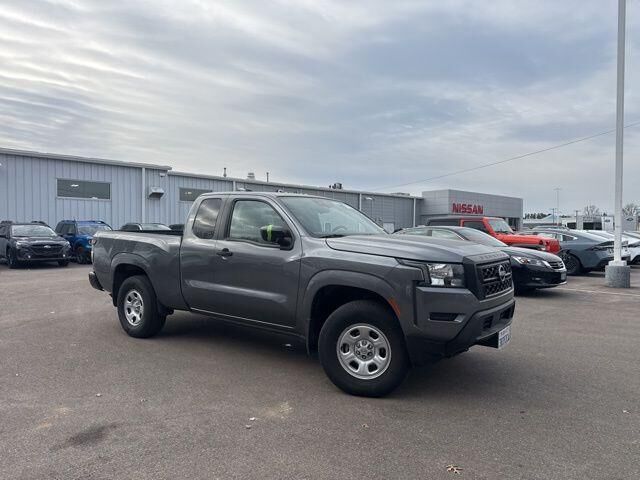 2024 NISSAN Frontier