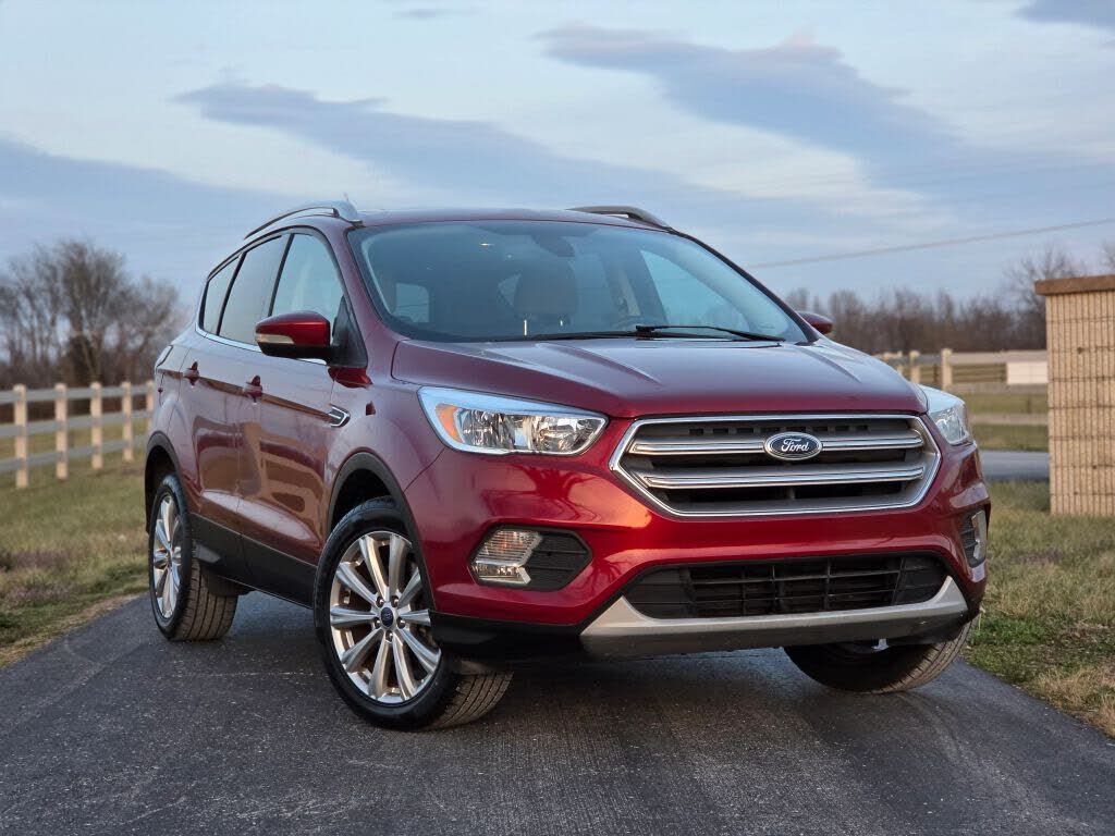 2017 FORD Escape