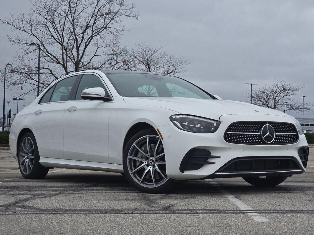 2022 MERCEDES-BENZ E-Class