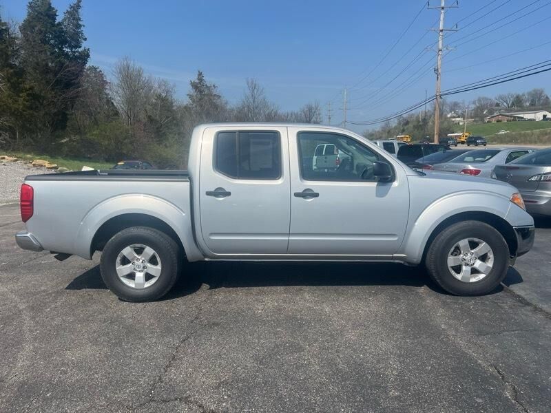 2011 NISSAN Frontier