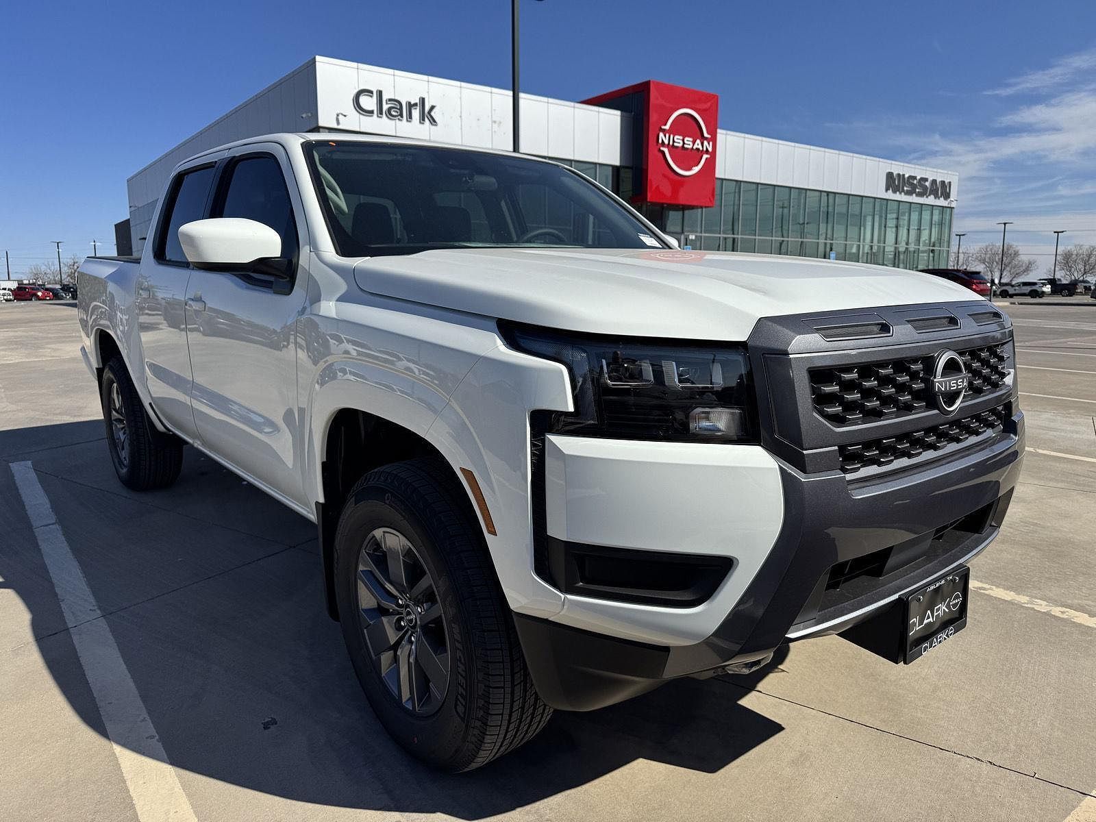 2026 NISSAN Frontier