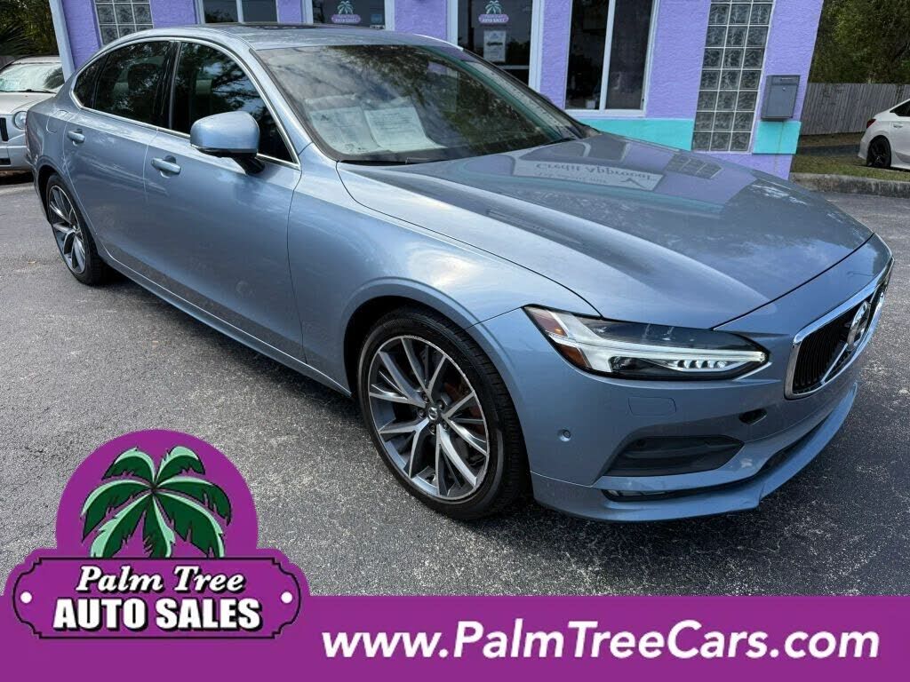2019 VOLVO S90