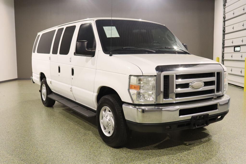 2014 FORD E-350