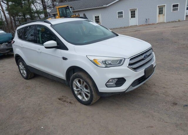 2017 FORD Escape