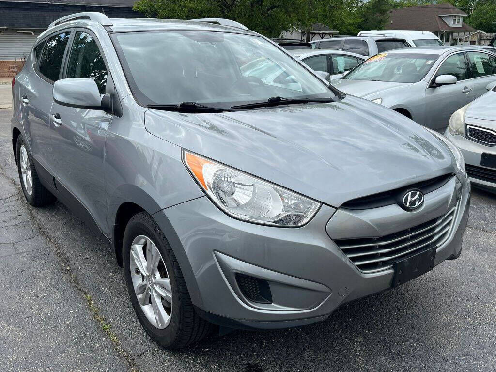 2011 HYUNDAI Tucson