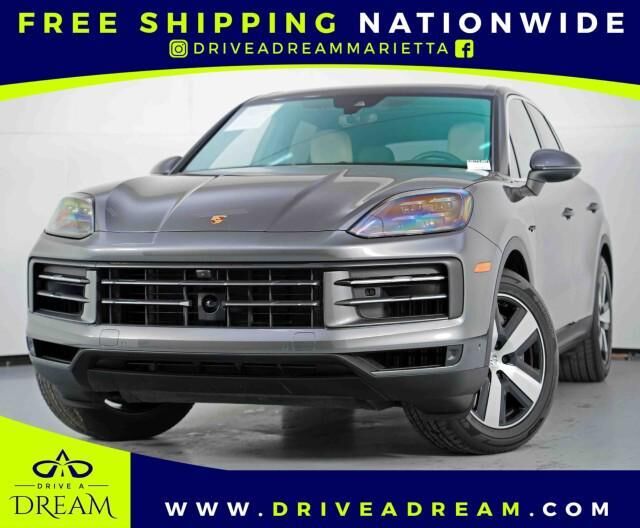 2024 PORSCHE Cayenne