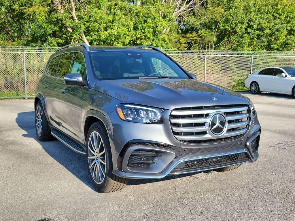 2026 MERCEDES-BENZ GLS-Class
