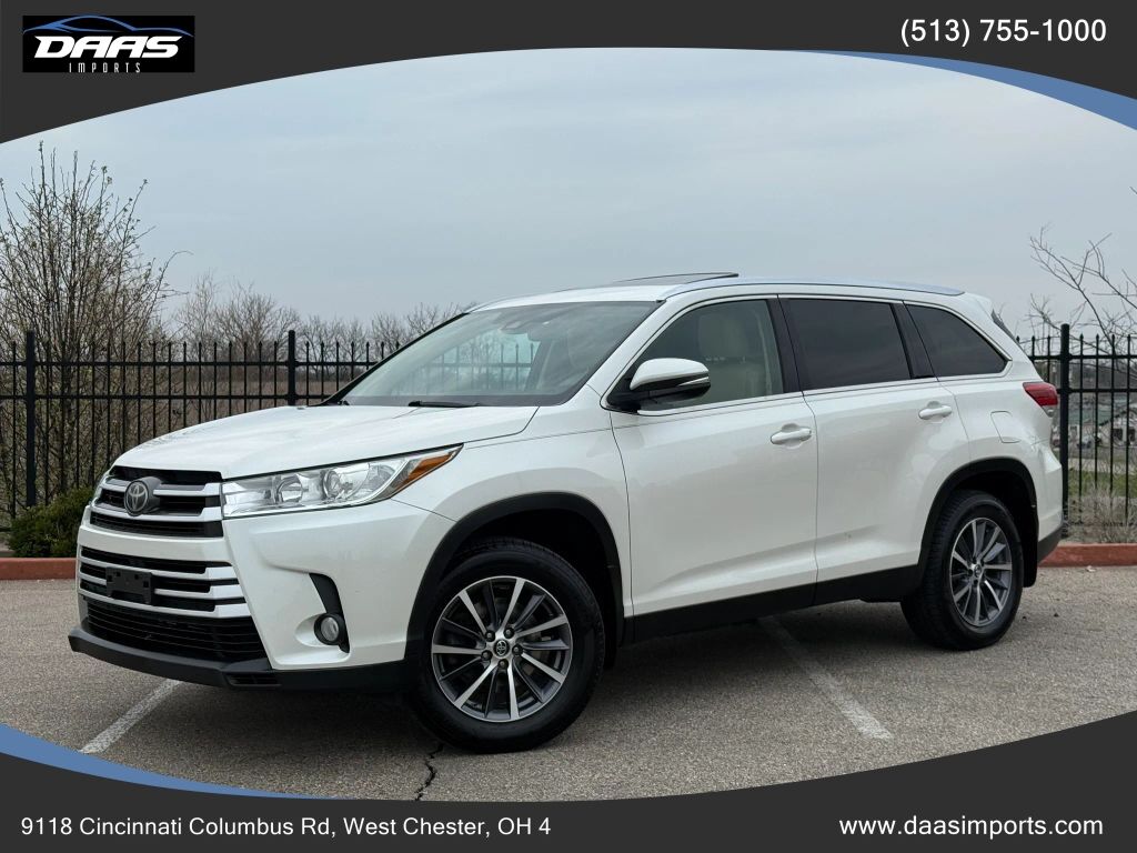 2019 TOYOTA Highlander