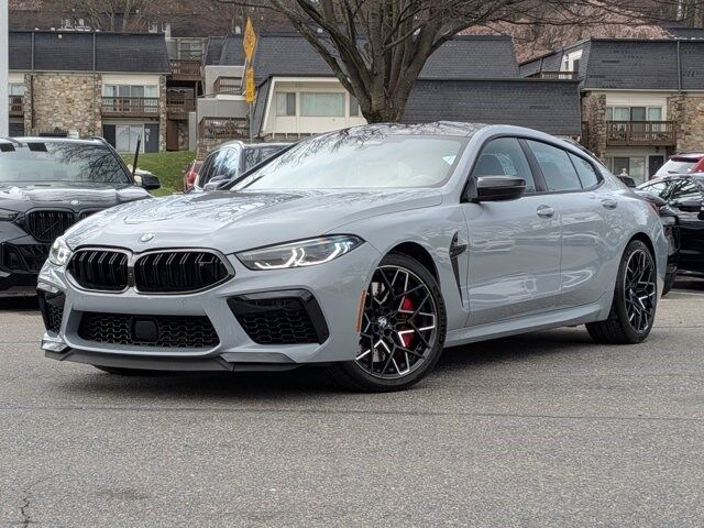 2024 BMW M8