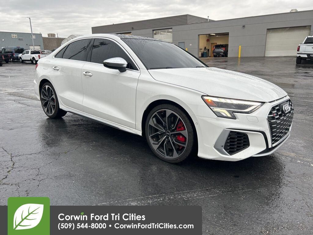 2022 AUDI S3