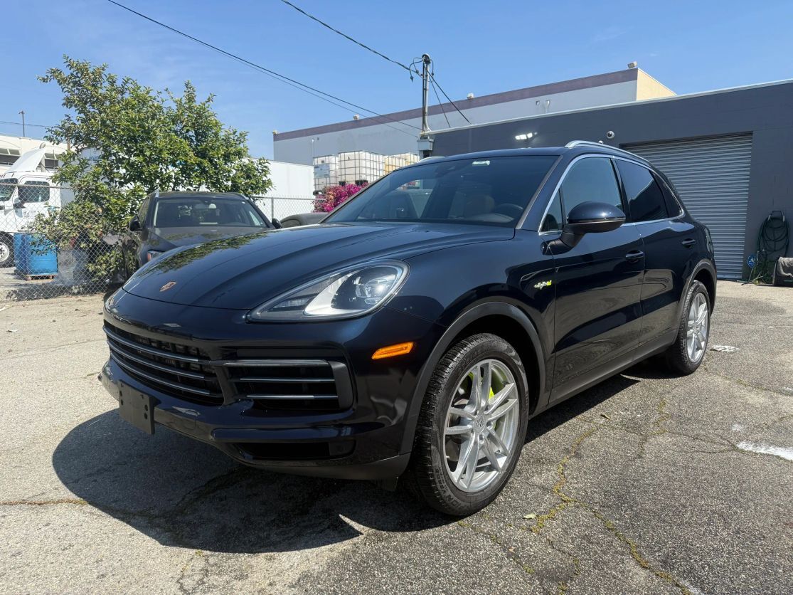 2019 PORSCHE Cayenne