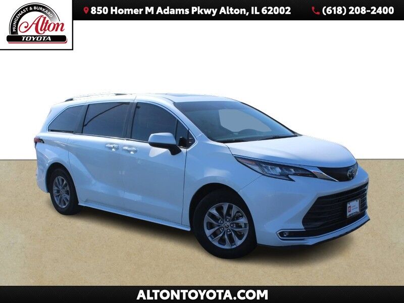 2022 TOYOTA Sienna
