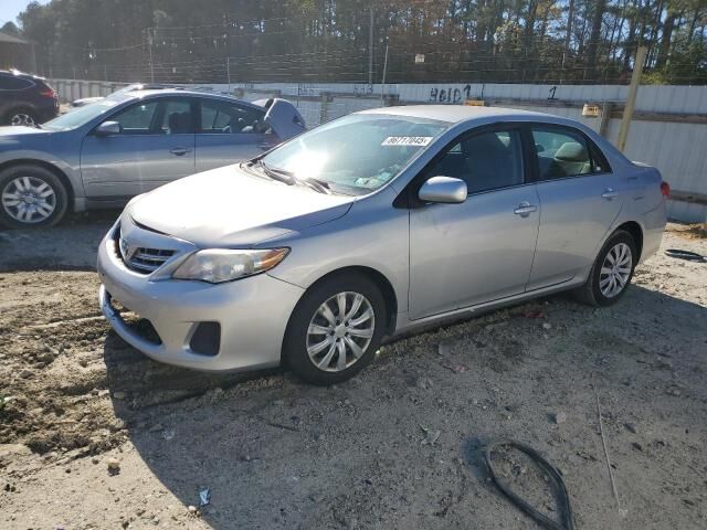2013 TOYOTA Corolla