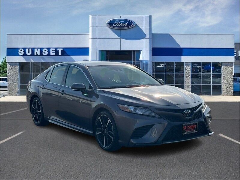 2019 TOYOTA Camry