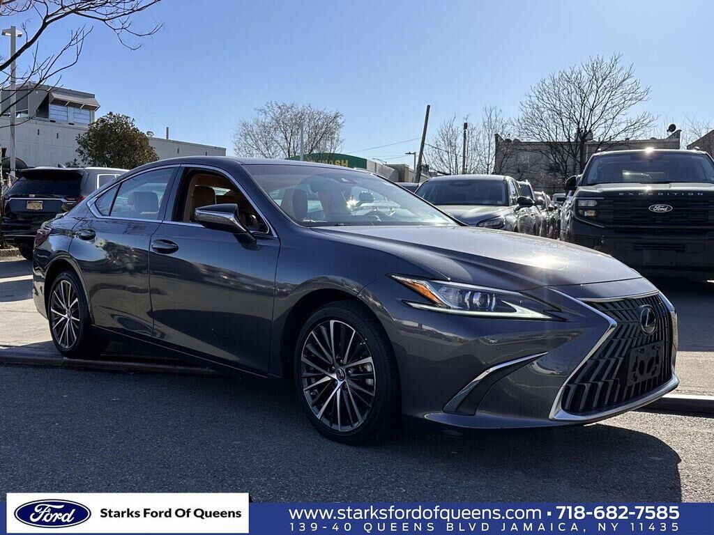 2023 LEXUS ES