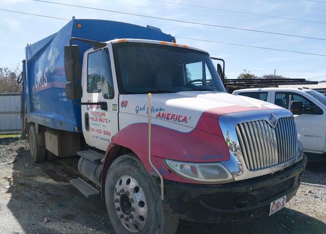 2002 INTERNATIONAL MA025