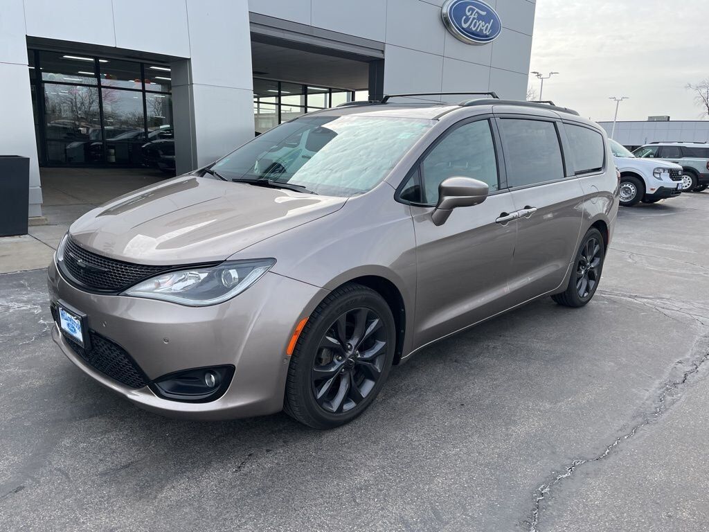 2018 CHRYSLER Pacifica