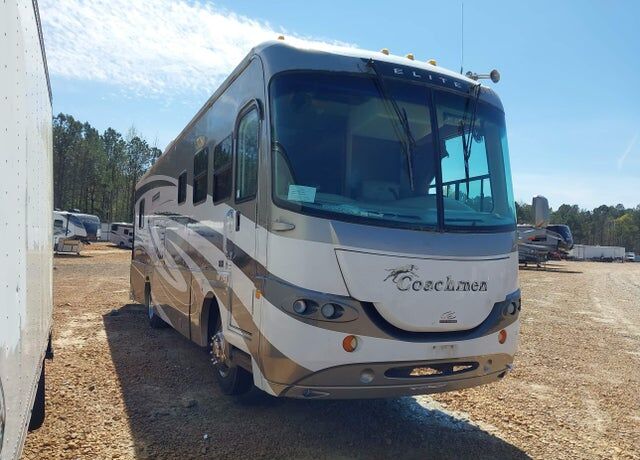 2003 FREIGHTLINER XC Chassis
