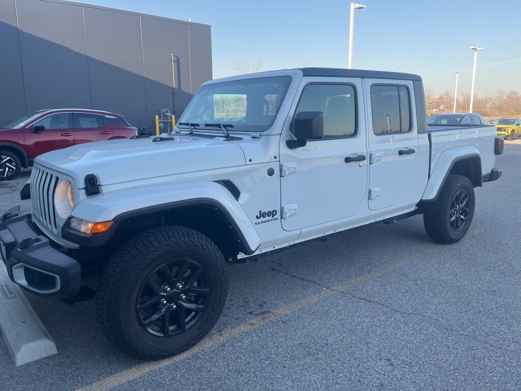 2022 JEEP Gladiator