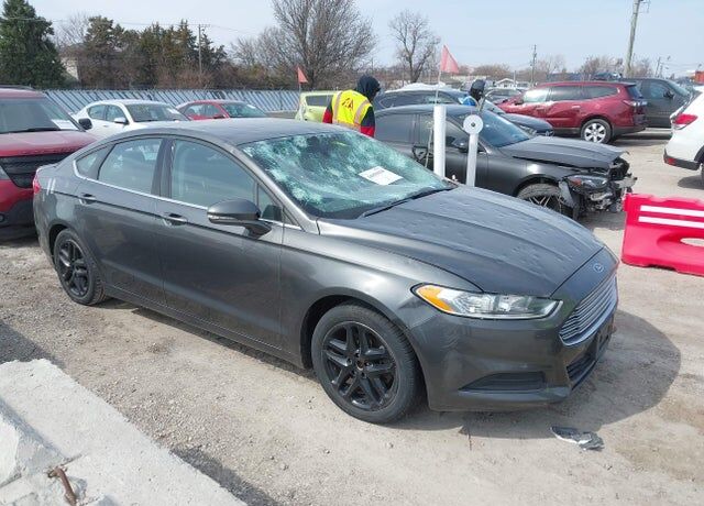 2016 FORD Fusion
