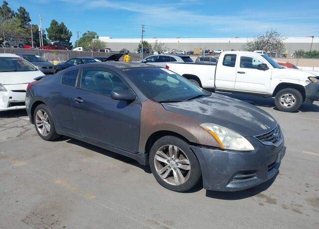 2012 NISSAN Altima