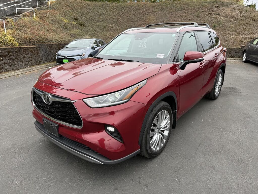 2023 TOYOTA Highlander