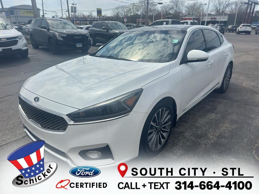 2018 KIA Cadenza