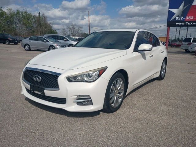 2015 INFINITI Q50