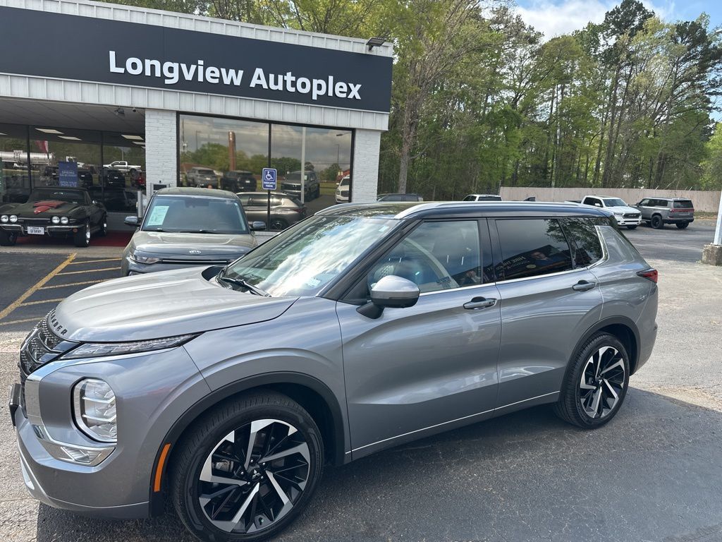 2023 MITSUBISHI Outlander