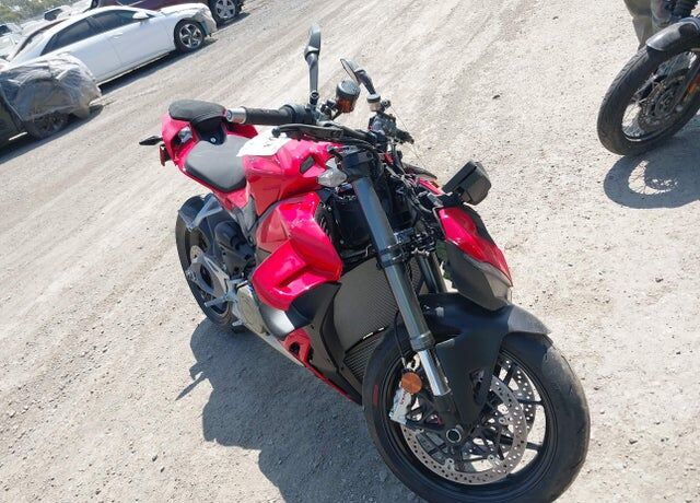 2026 DUCATI Streetfighter