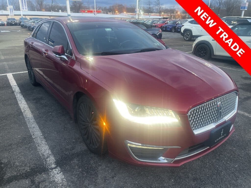 2017 LINCOLN MKZ