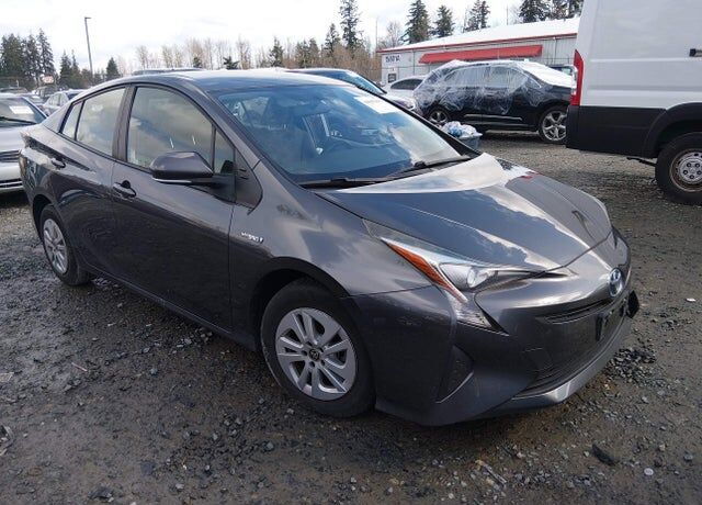 2016 TOYOTA PRIUS