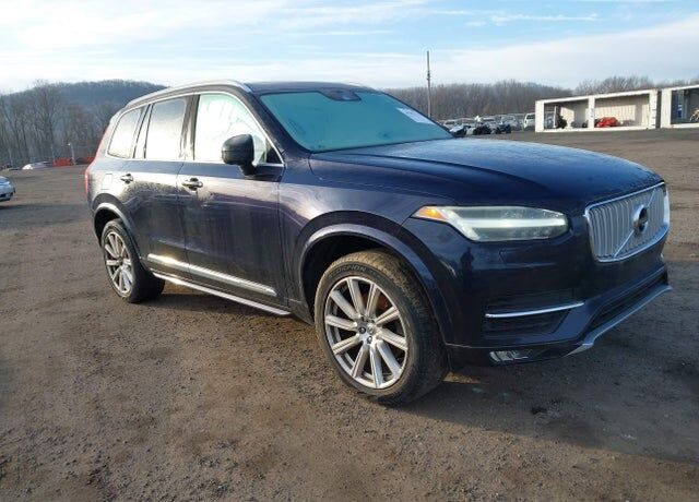 2016 VOLVO XC90