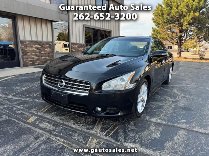 2011 NISSAN Maxima