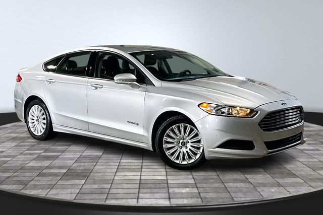2013 FORD Fusion